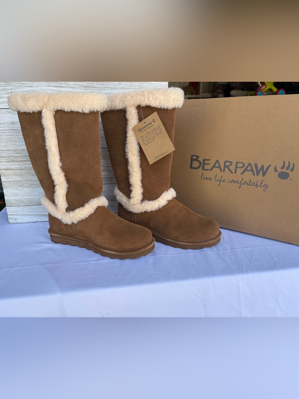 BEARPAW Kendall Tall Boots Hickory Brown Size 8 NWT